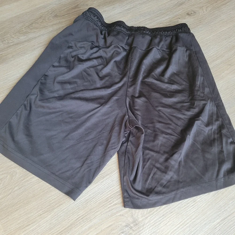 Athletic Works Boys Basketball Shorts XL 14-16 Husky Black Polyester Athletic